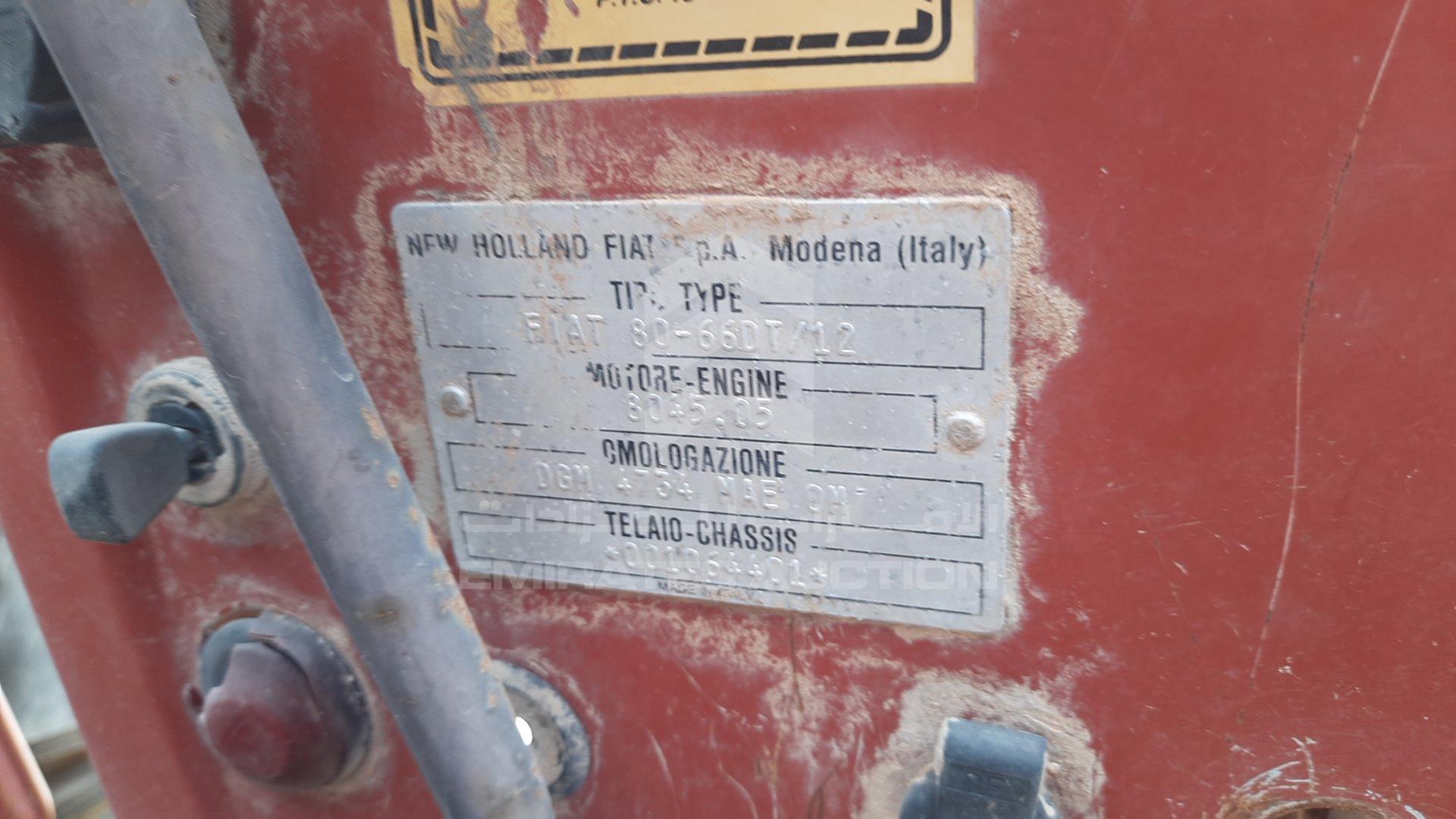 0 TRACTOR --- VIN: 001064401