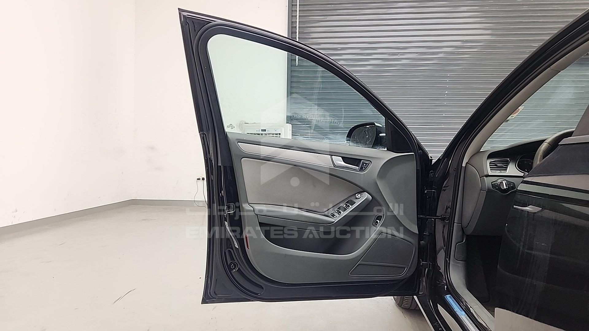 2013 AUDI A4 VIN: WAUACCFL6DA084952