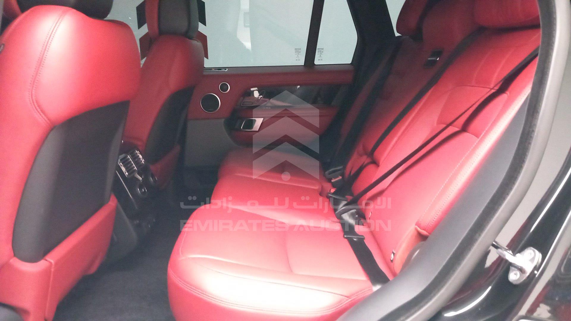 2018 RANGE ROVER VOGUE VIN: SALGA2BE5JA502586