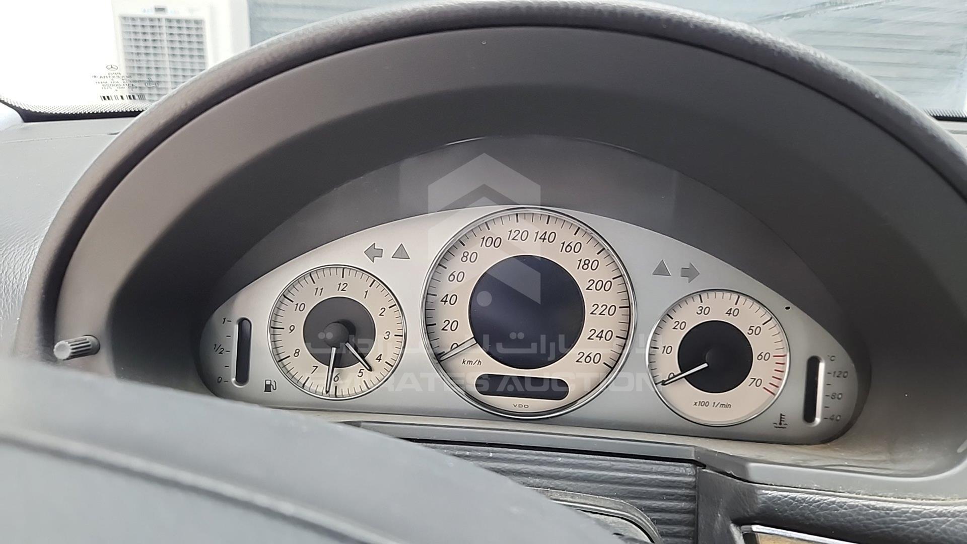 2004 MERCEDES E 320 VIN: WDB2112821X108945
