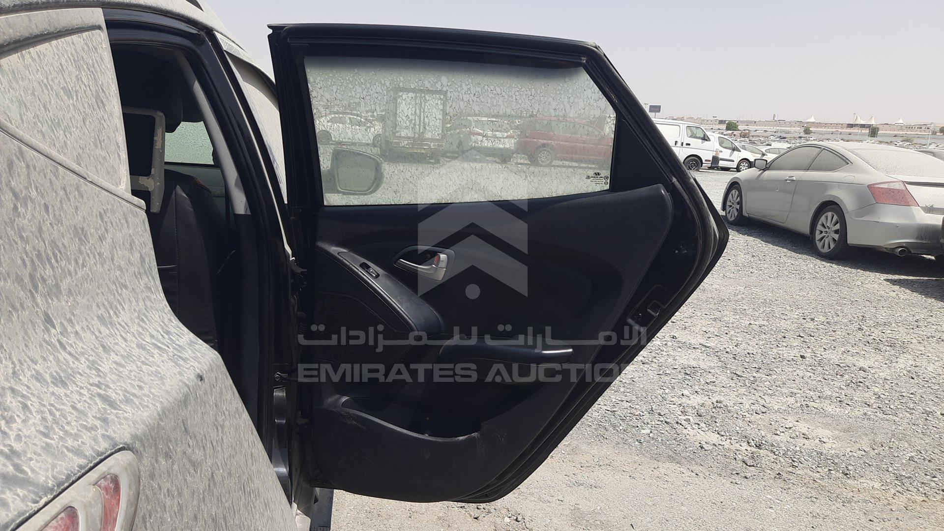 2013 HYUNDAI TUCSON VIN: KMHJT81B5DU649653