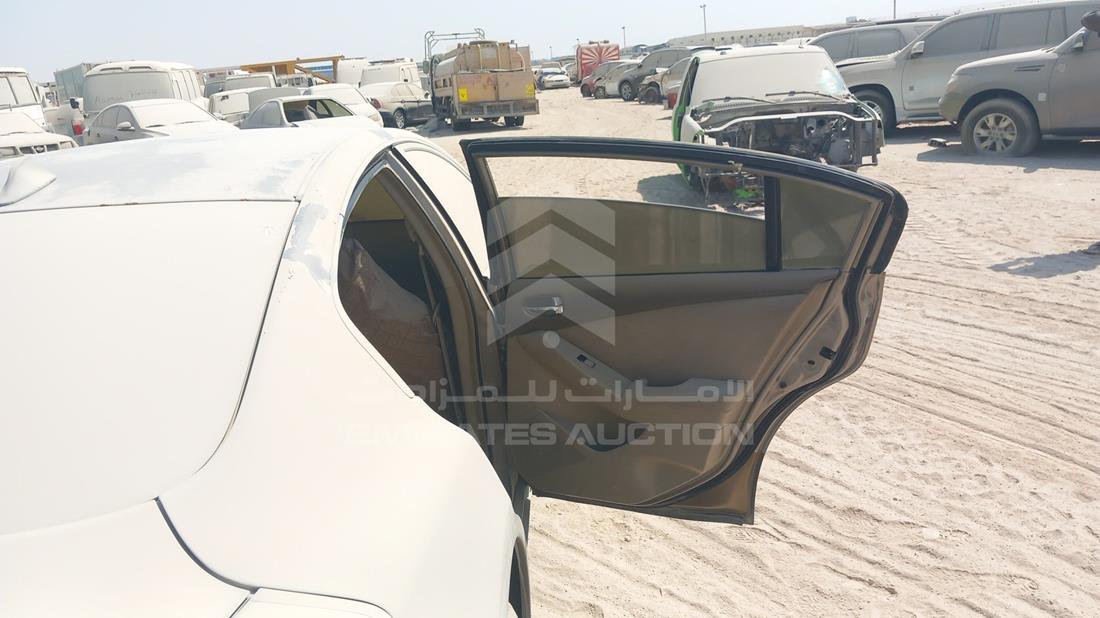 نيسان التيما 2008 — الباب الخلفي الأيمن — صورة 21