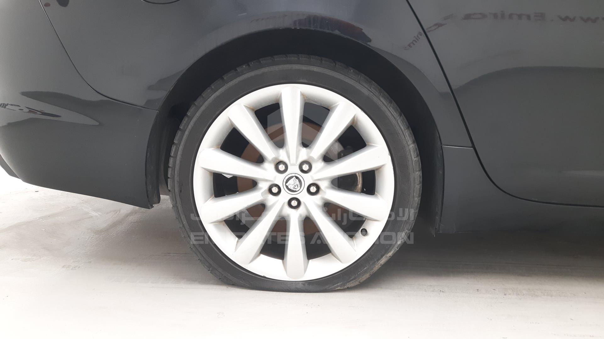 2012 JAGUAR XF VIN: SAJAA06F8CLS37272