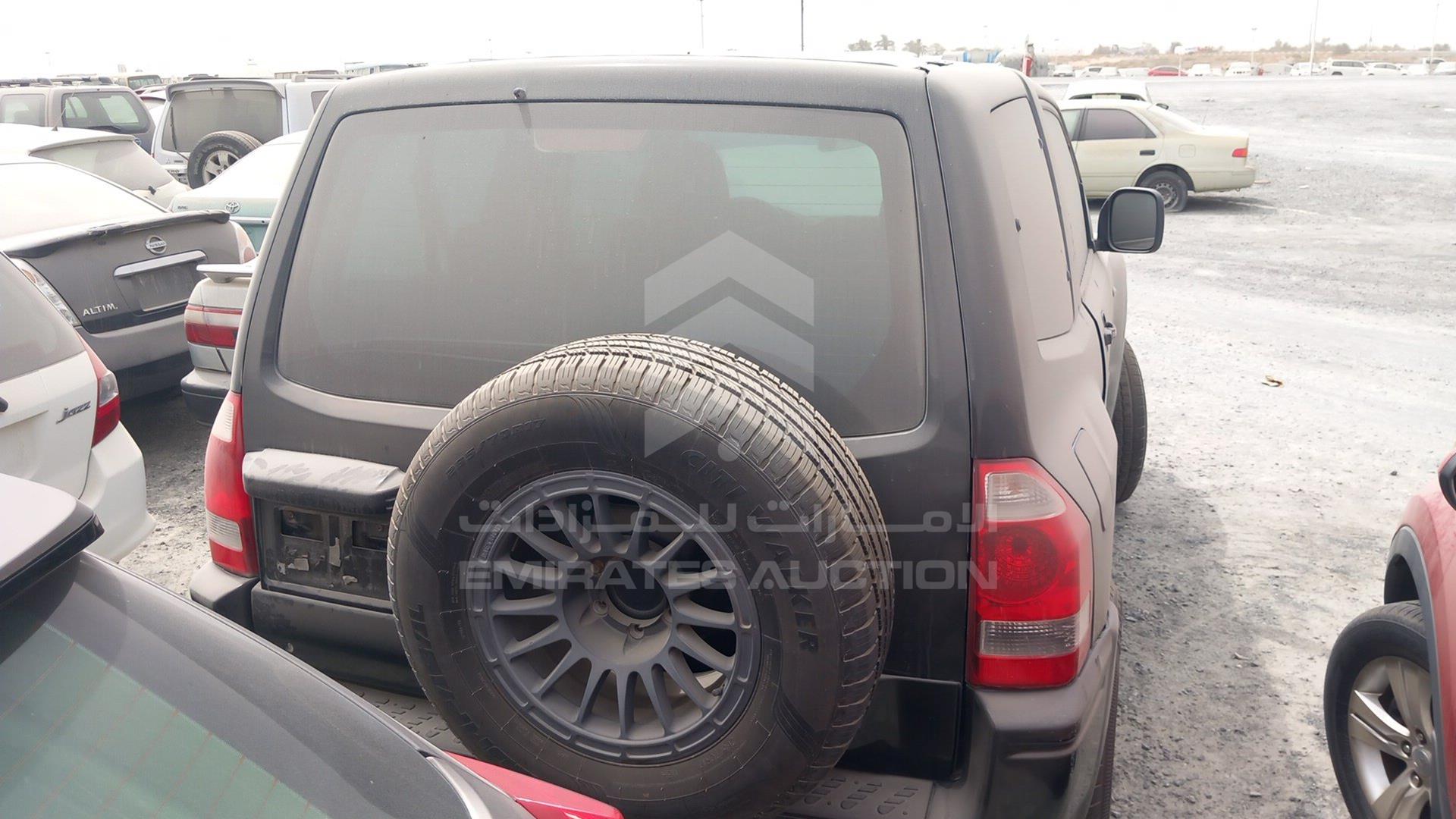 2003 MITSUBISHI PAJERO VIN: JMYMRV63W3J706395