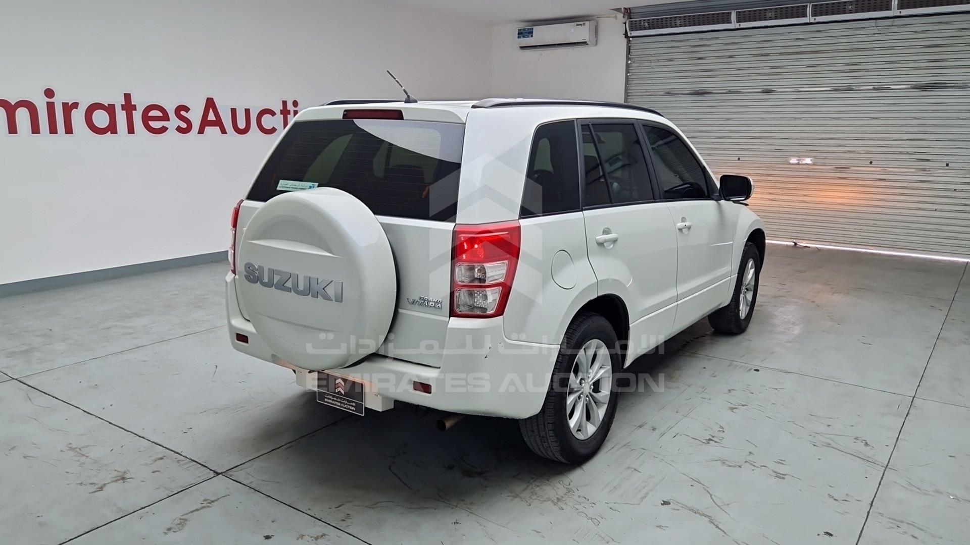 2016 SUZUKI GRAND VITARA VIN: JS3TD0D10G4101032