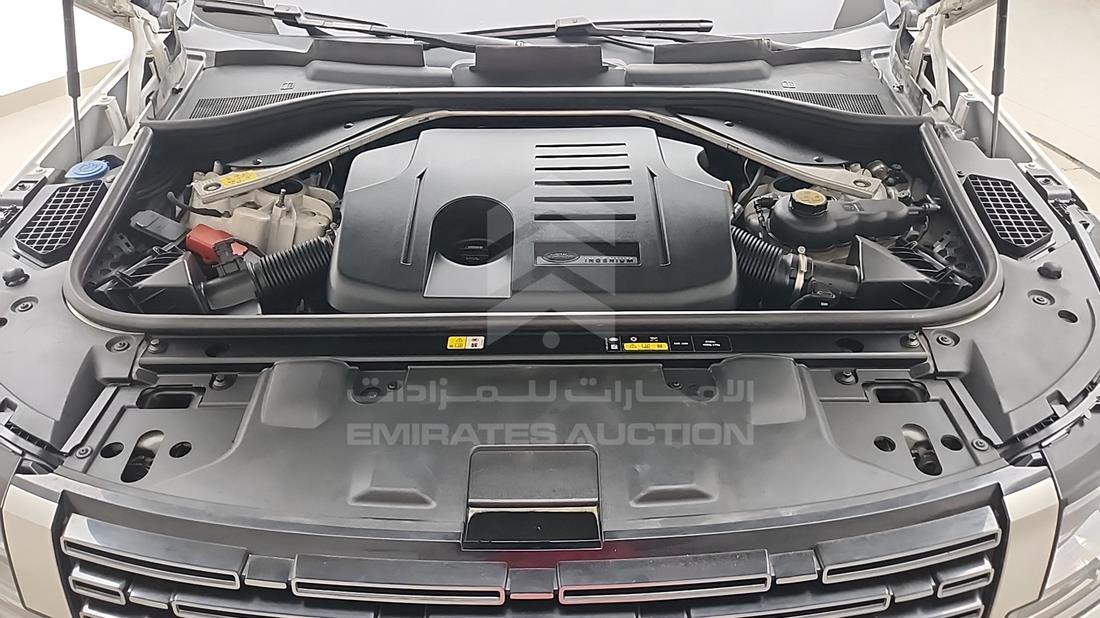 2023 Range Rover HSE — Engine Bay — Photo 35