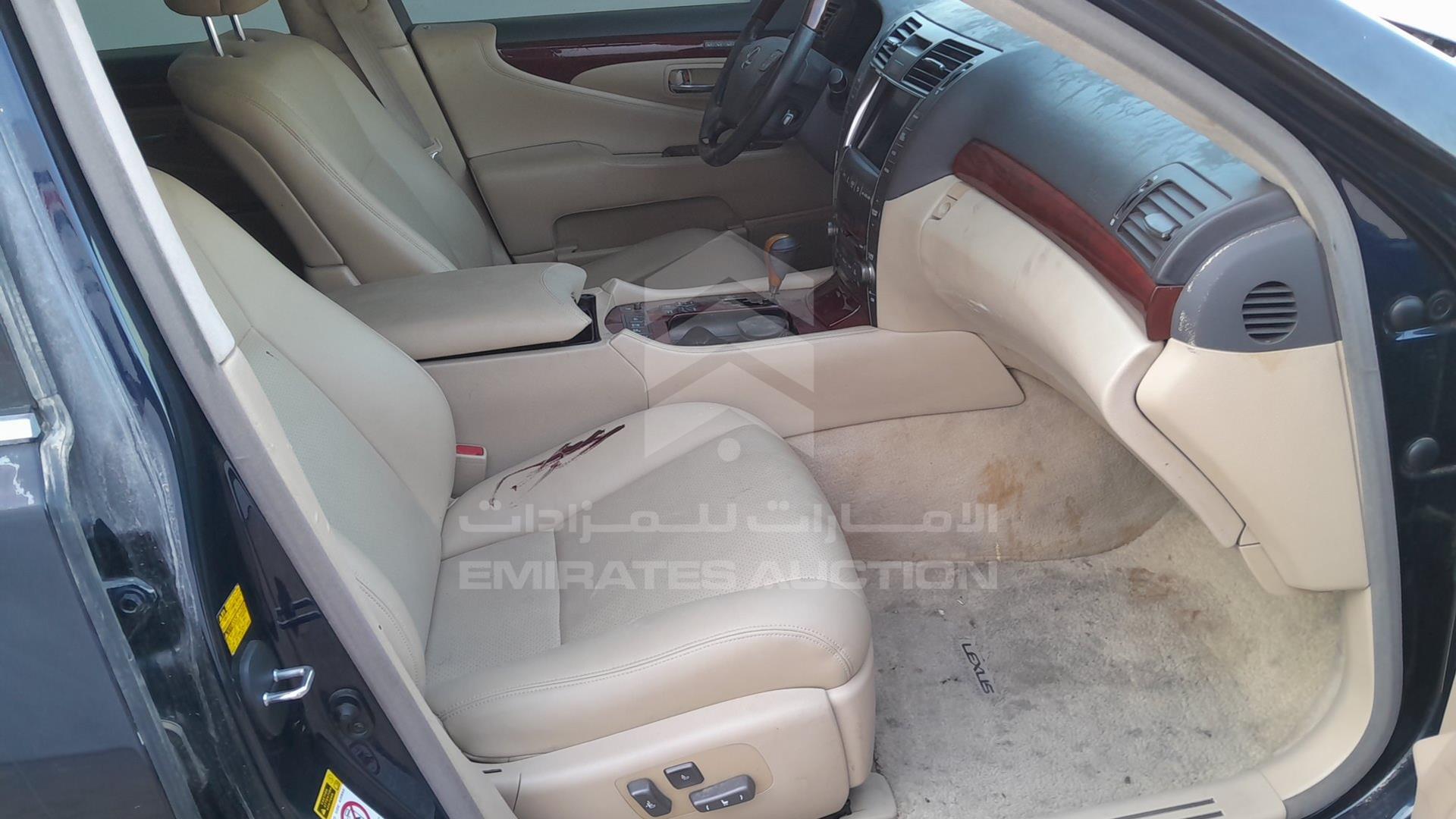 2008 LEXUS LS 460 L VIN: JTHGL46F385025805