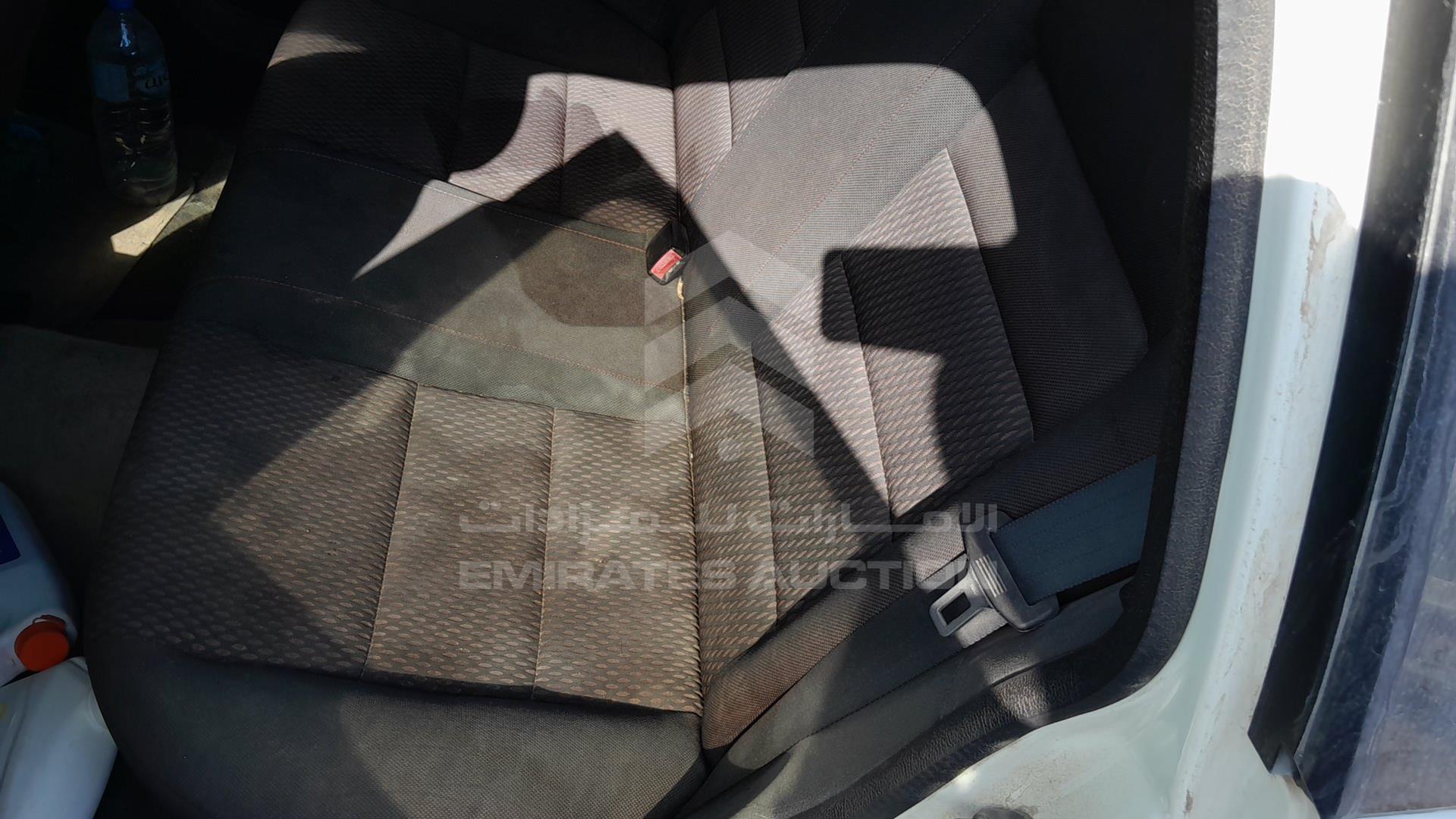 2011 FORD FIGO VIN: MAJTJ21D2BAE38340