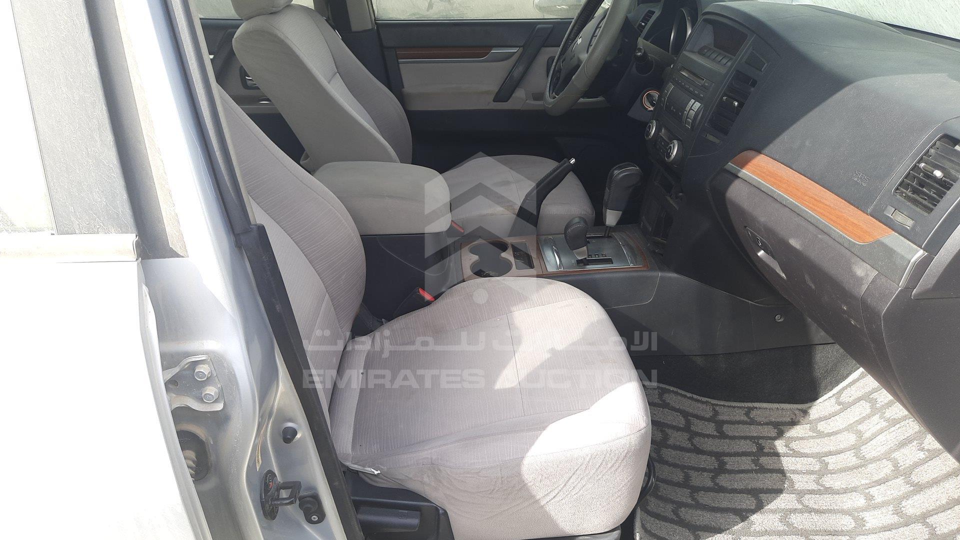 JMYLRV93W9J701087 - 2009 Mitsubishi Pajero - #425499