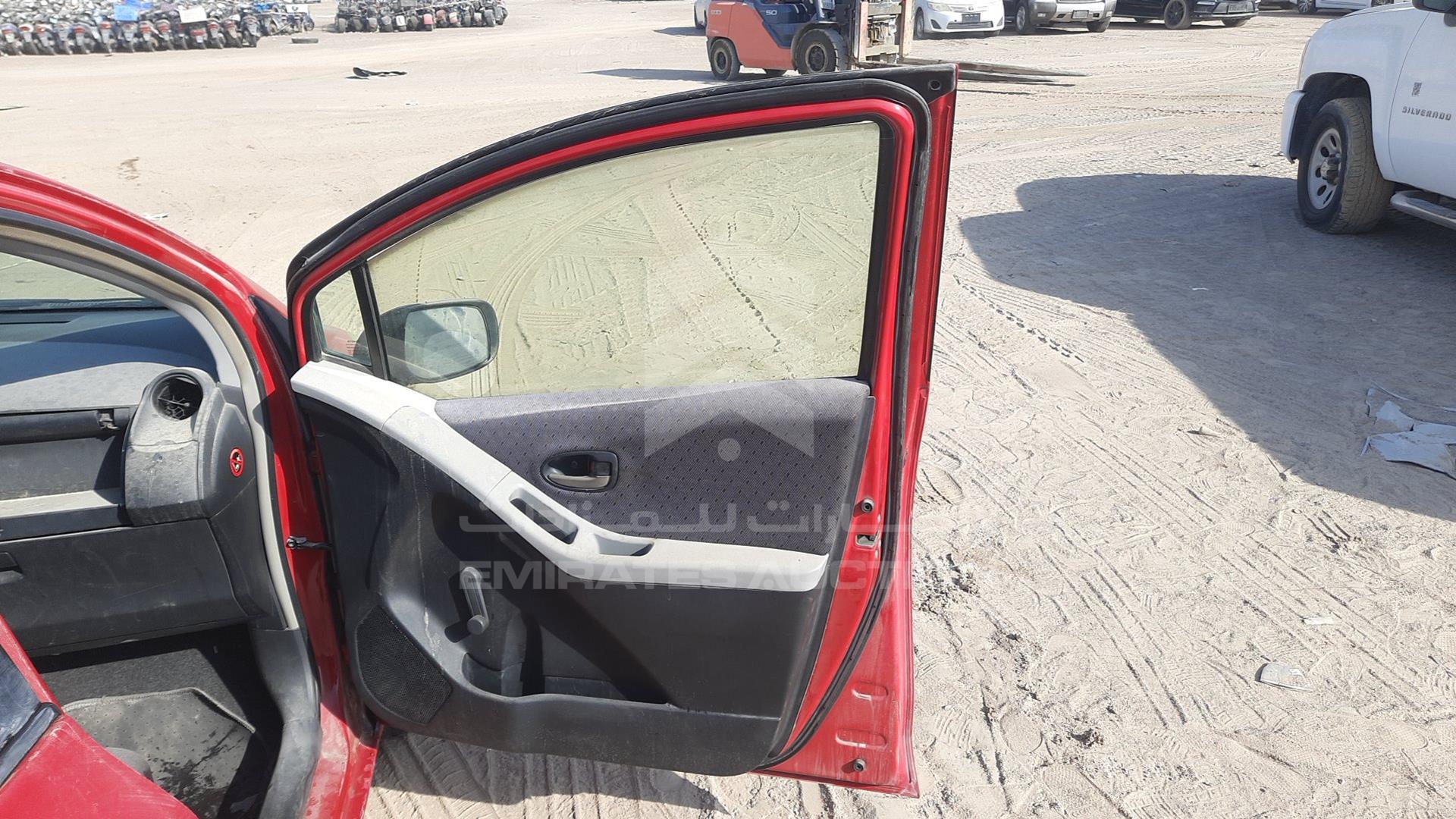 2009 TOYOTA YARIS VIN: JTDKW923795118274