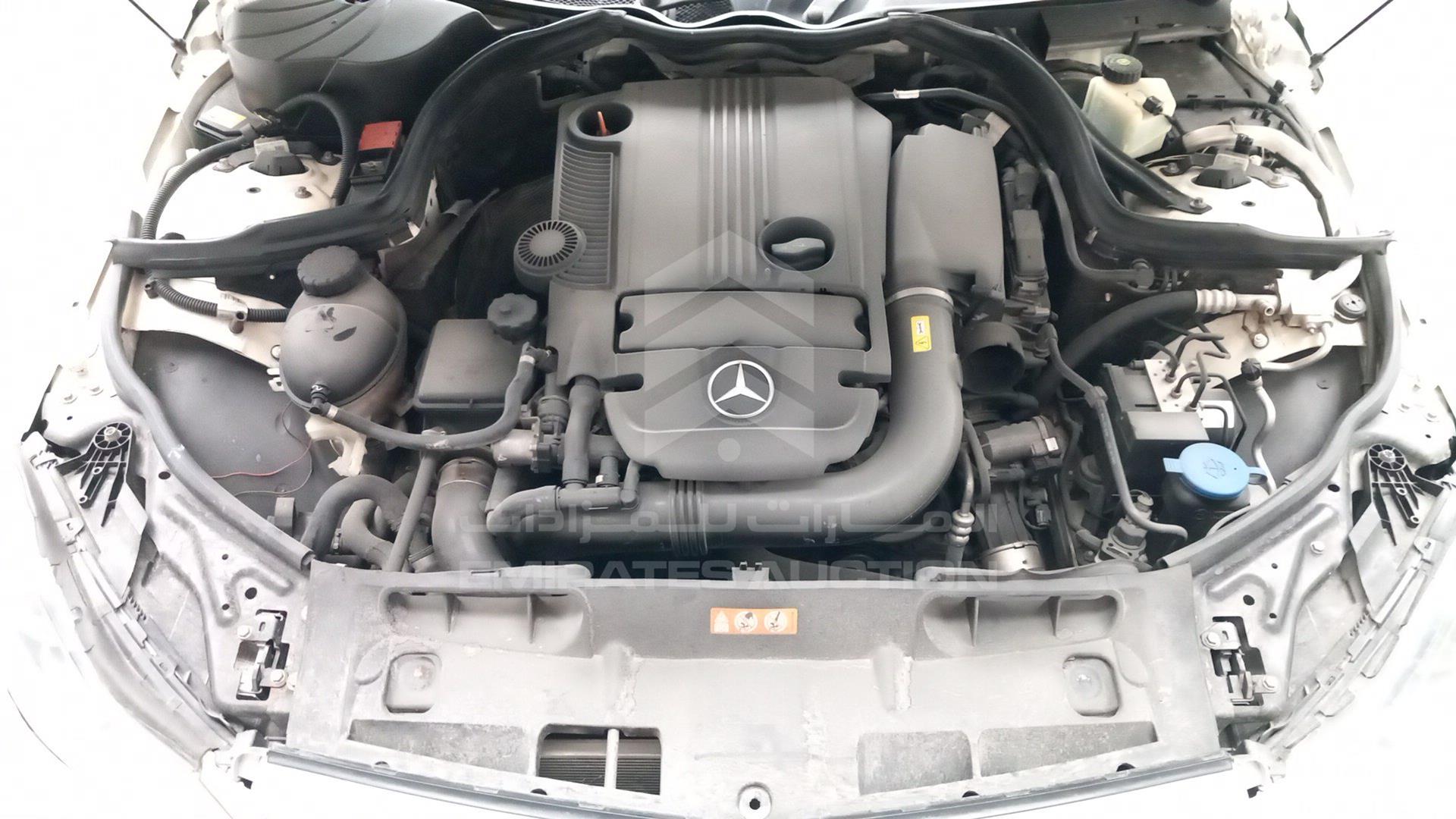 2014 MERCEDES C200 VIN: WDDGF4JB1EA902927