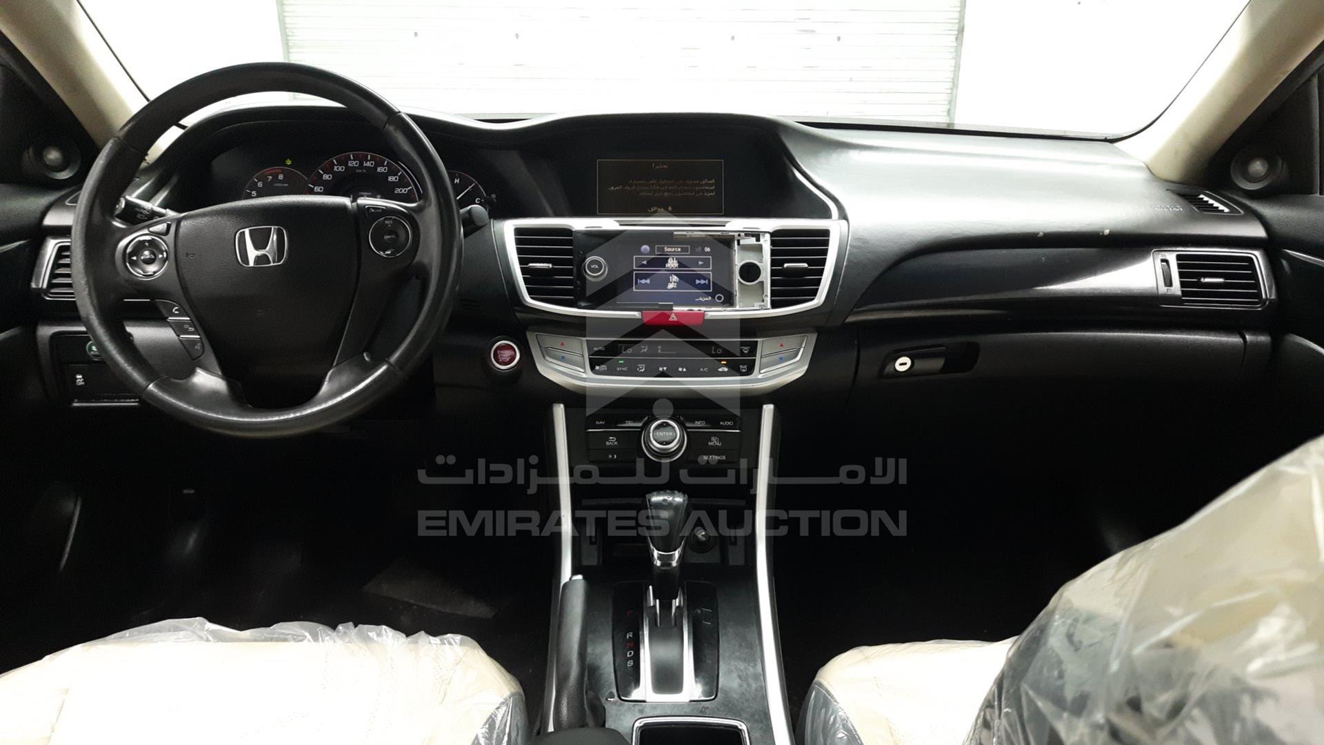 2013 HONDA ACCORD VIN: 1HGCT2275DA600184