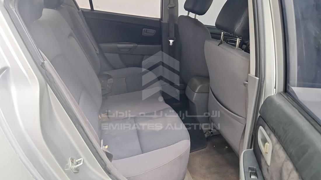 مازدا 3 2008 — زاوية الراكب الخلفي اليمنى — صورة 24