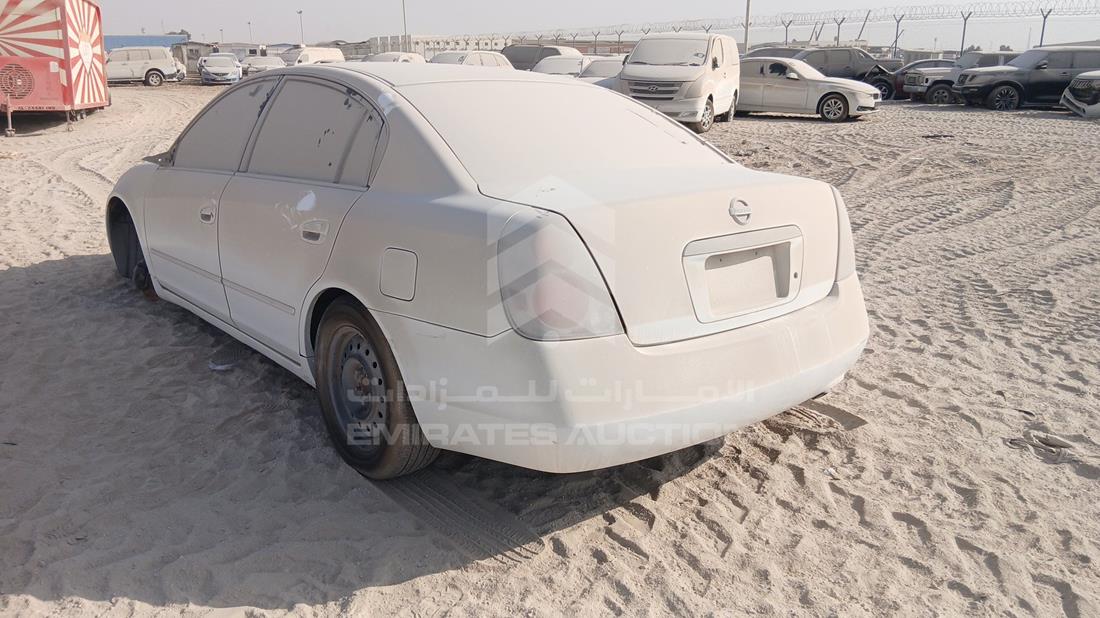 2005 Nissan Altima — Rear Left Angle — Photo 6