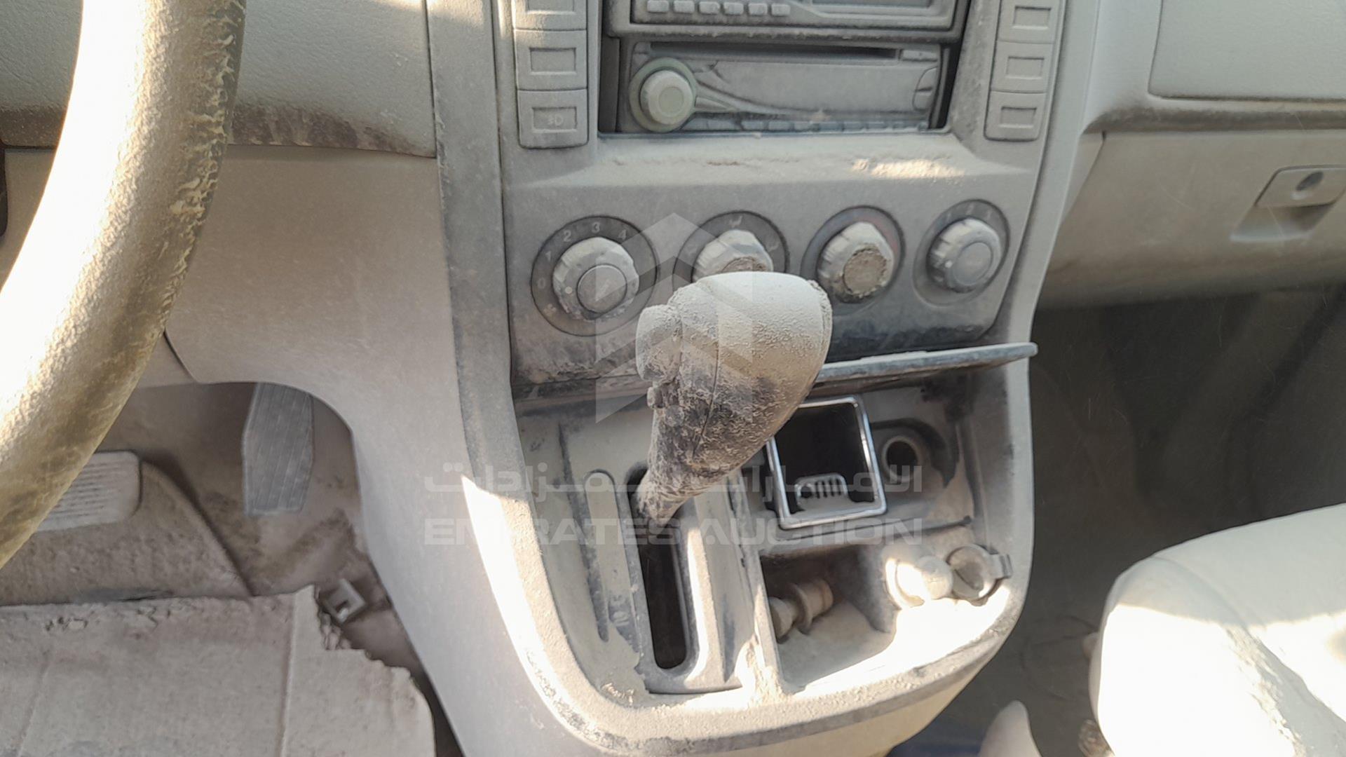 2005 KIA CARNIVAL VIN: KNAUP752856719725