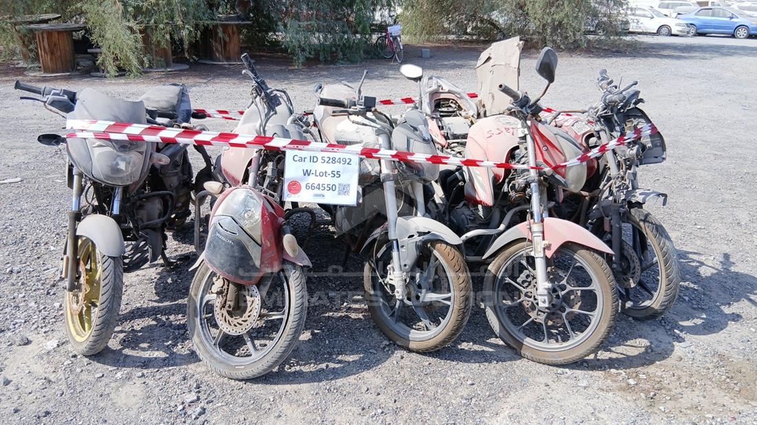 6 Motorbikes — Full Front View — Photo 1