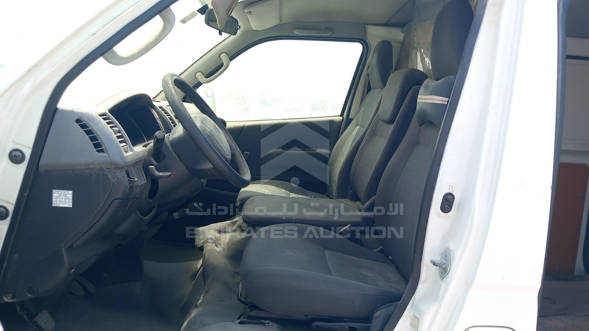2011 TOYOTA HIACE VIN: JTFHX02P2B0063412