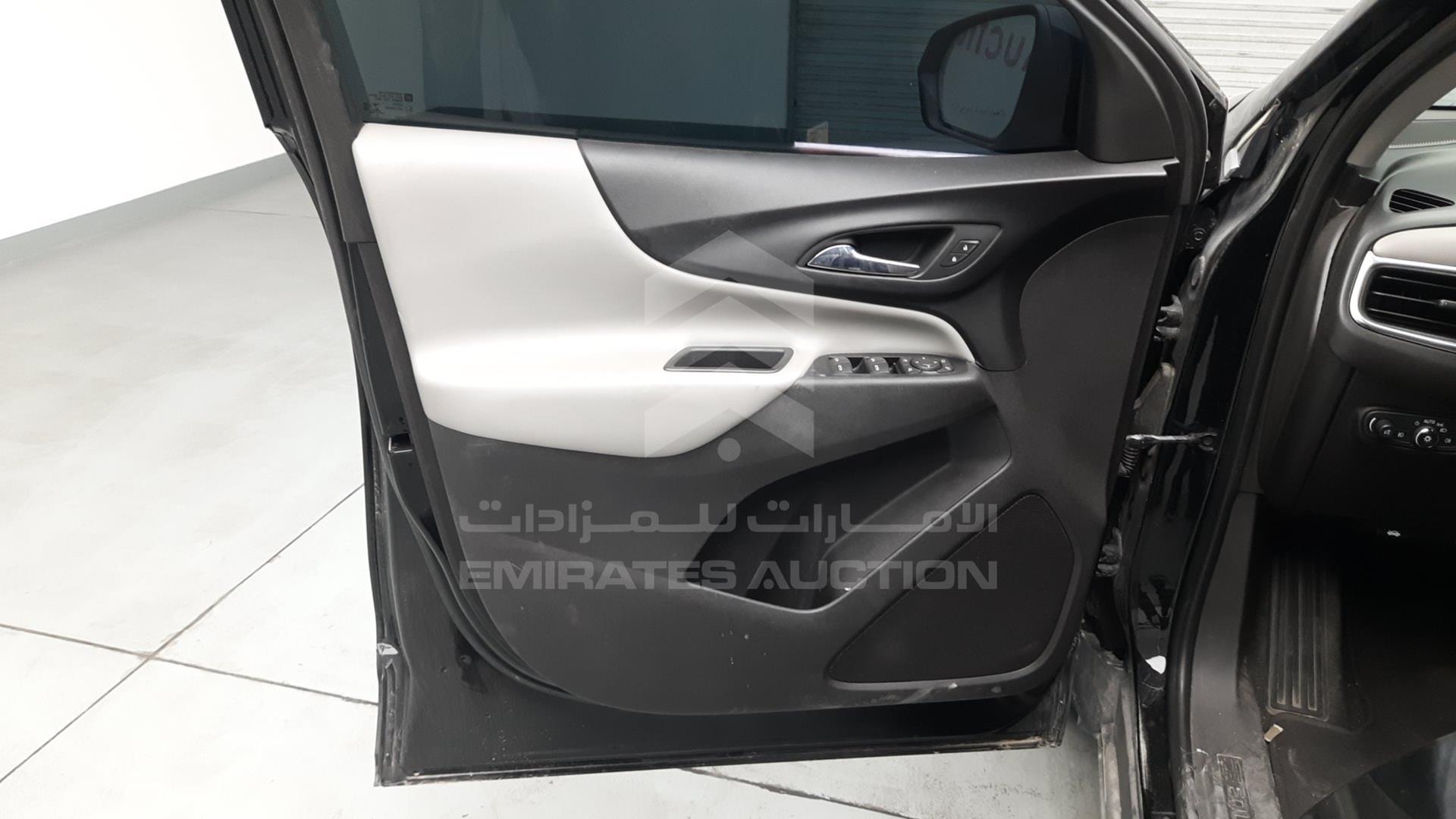 2018 CHEVROLET EQUINOX VIN: 3GNAX9DV8JS518935