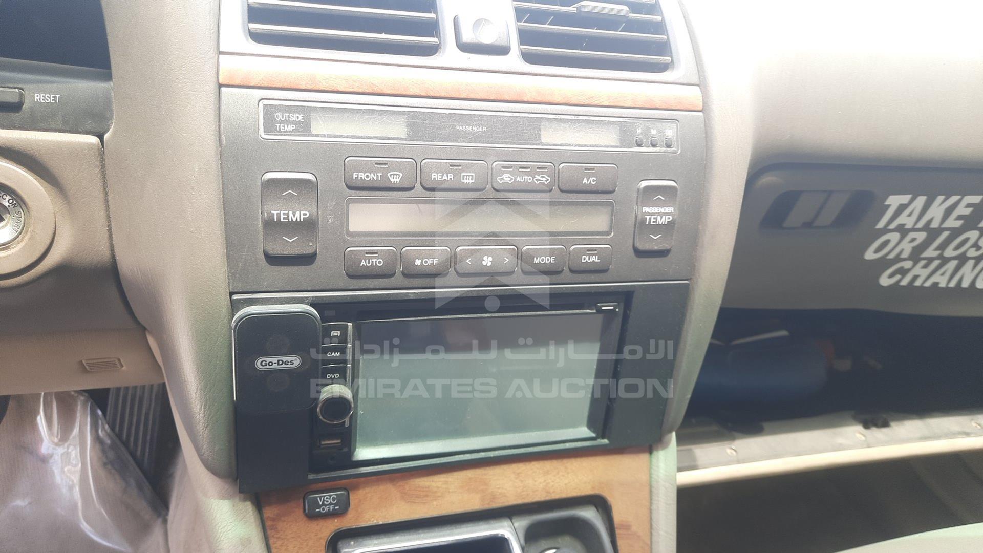 1999 LEXUS LS400 VIN: JT8BH28F7X0166420