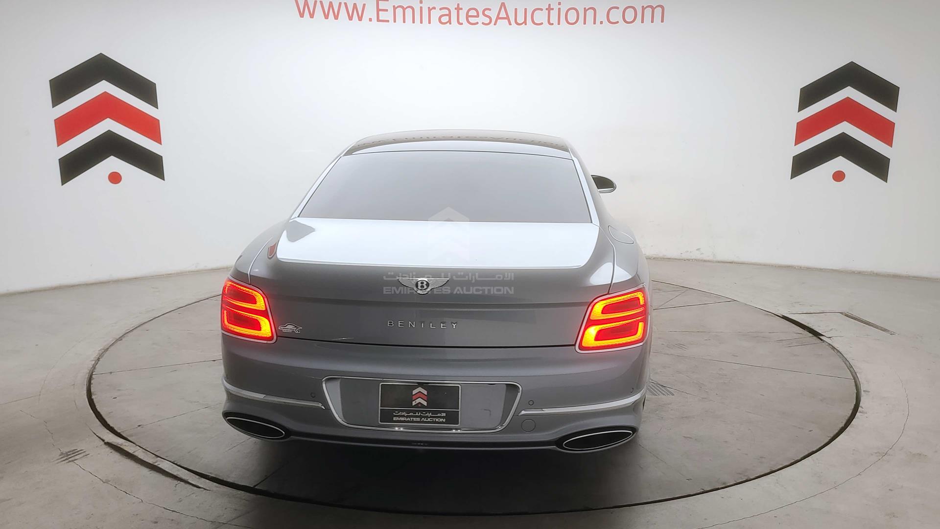 2020 BENTLEY FLYING SPUR VIN: SCBBA5ZG1LC083009