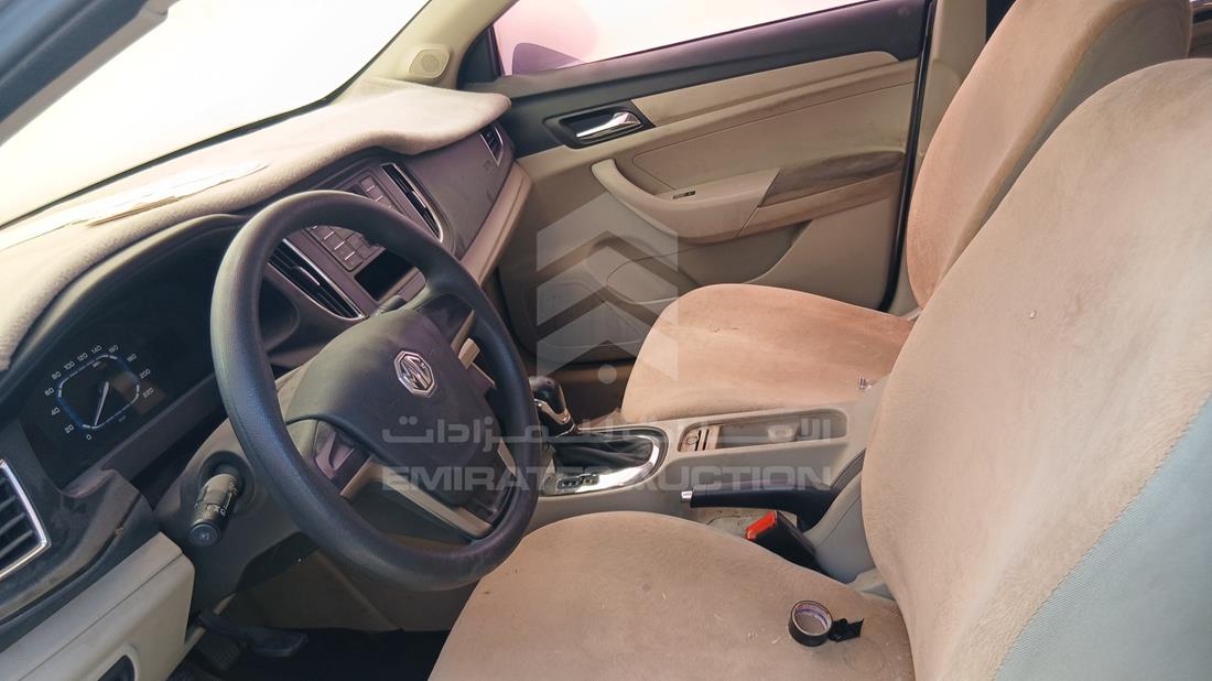 2017 MG 360 - Scrap without document — Front Left Driver Seat View — Photo 11