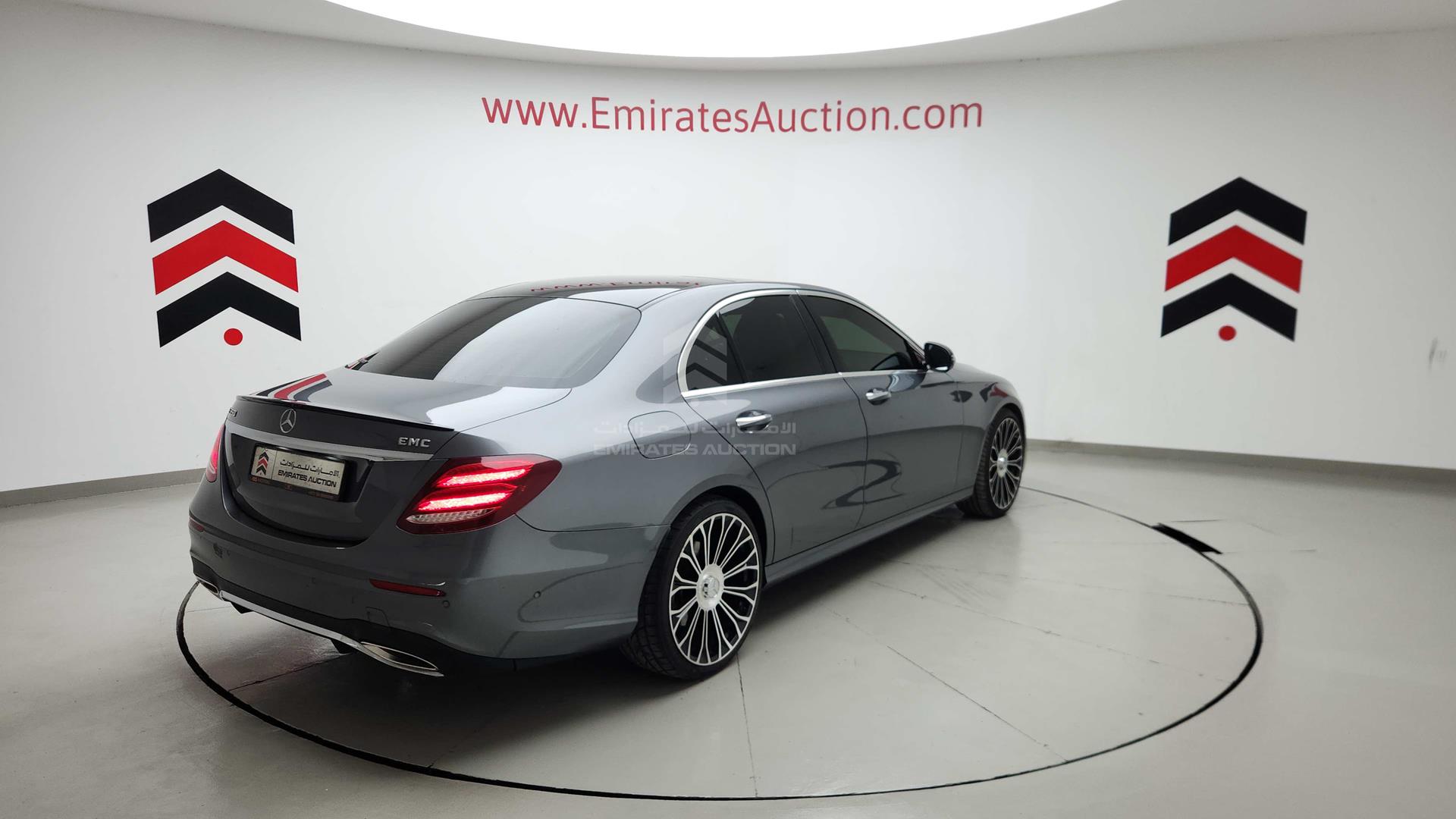 2019 MERCEDES E 350 VIN: WDDZF8FB7KA533088