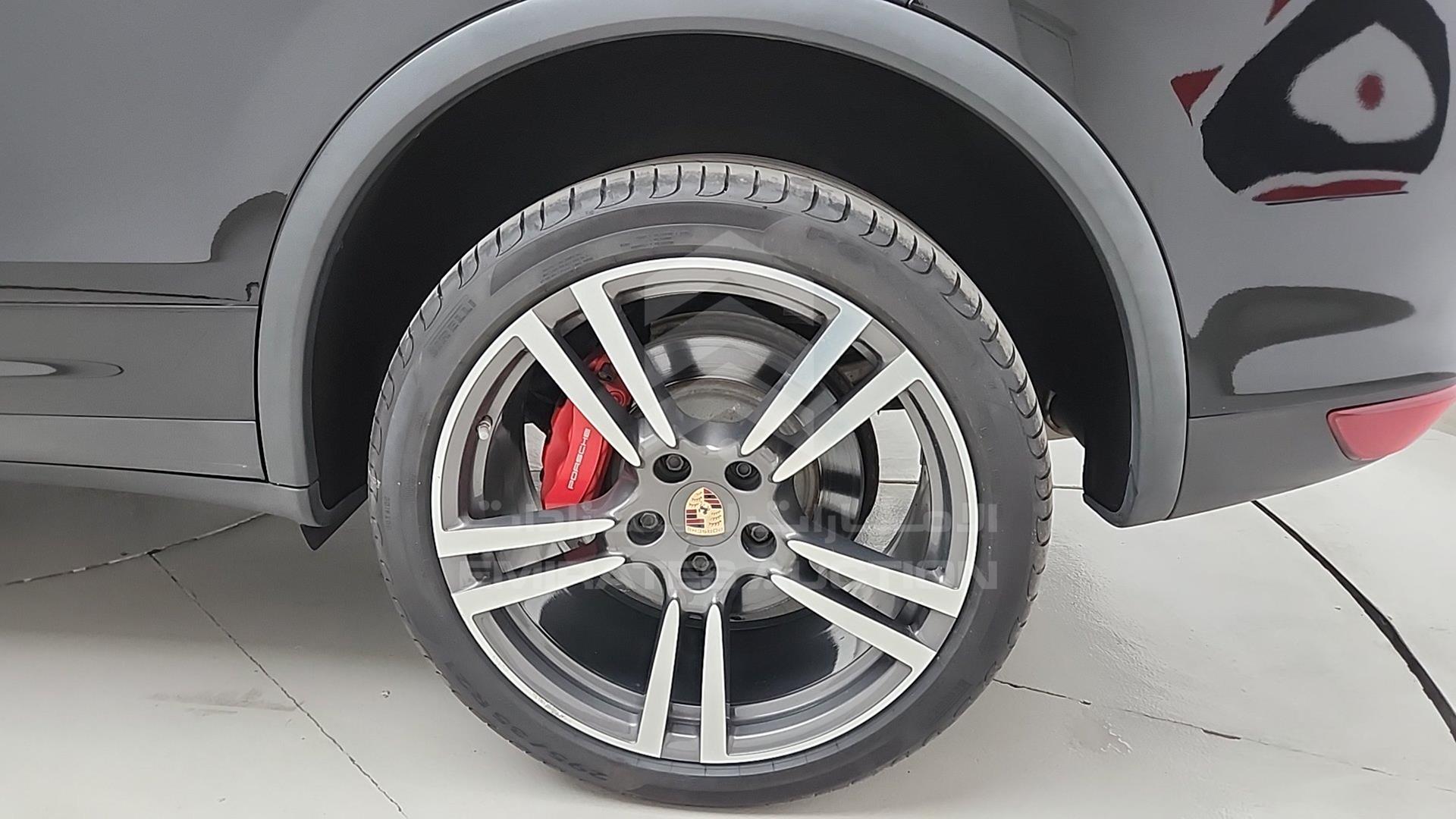 2014 PORSCHE CAYENNE VIN: WP1ZZZ92ZELA80549