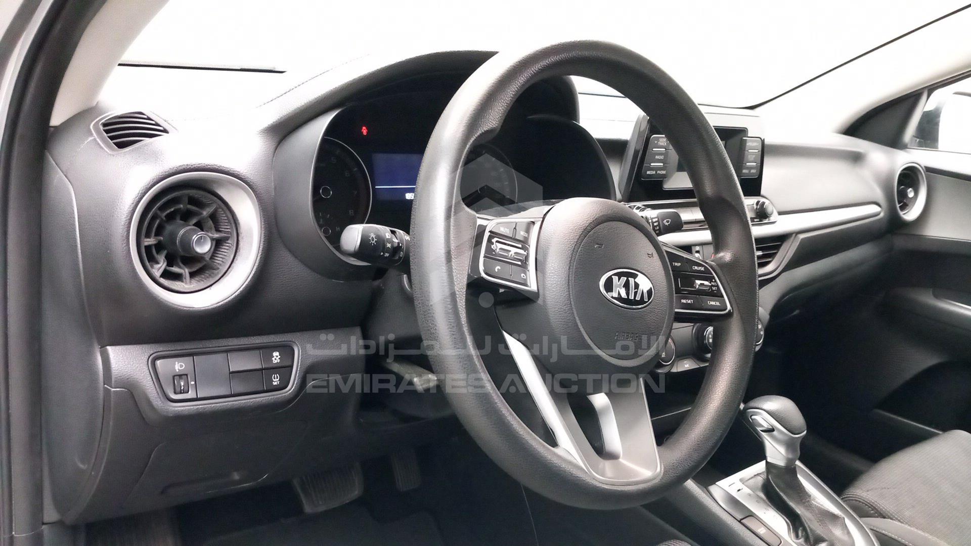 2020 KIA CERATO VIN: KNAF24164L5857182