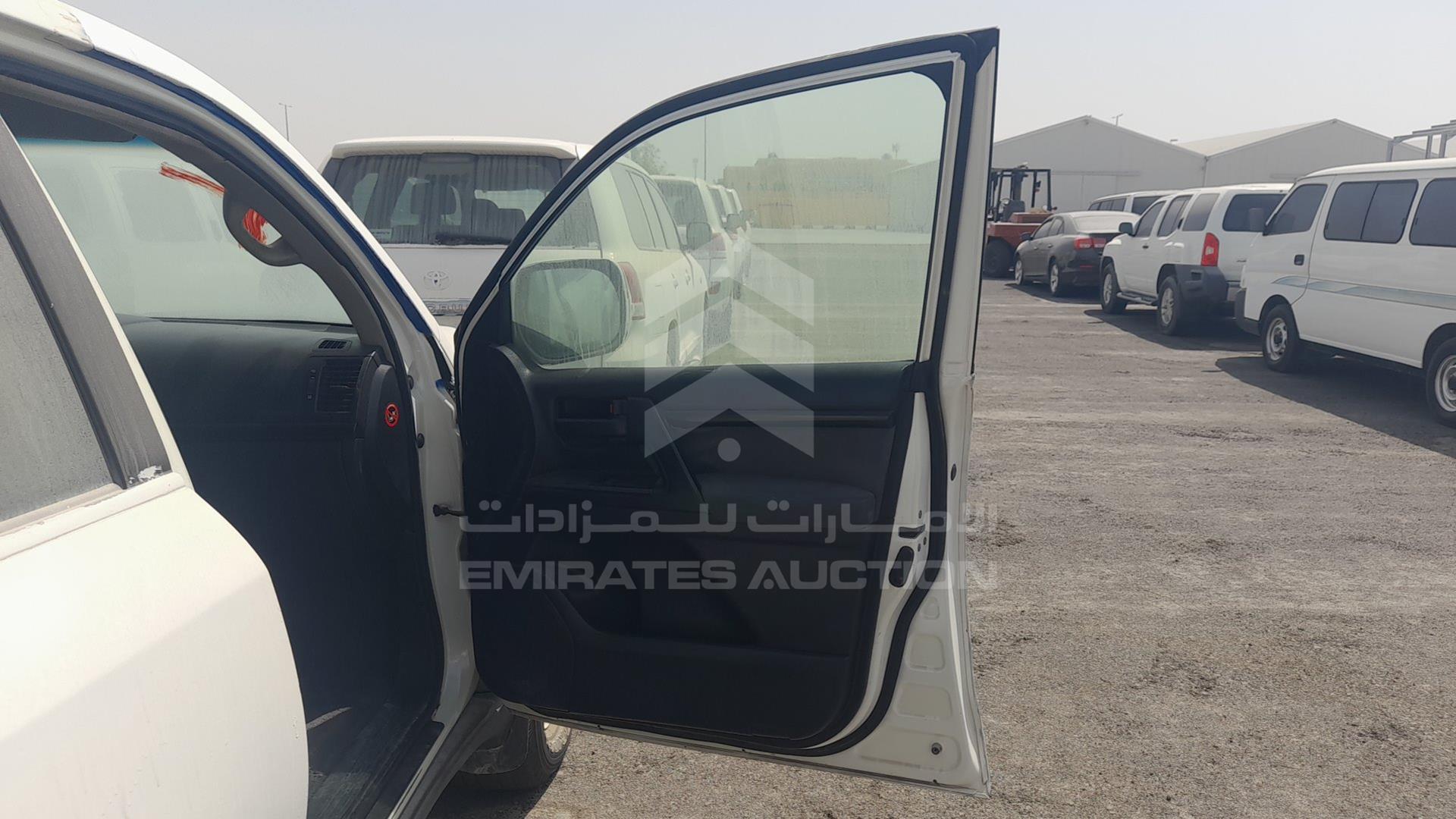 2012 TOYOTA LAND CRUISER VIN: JTMDU09J0C4053957