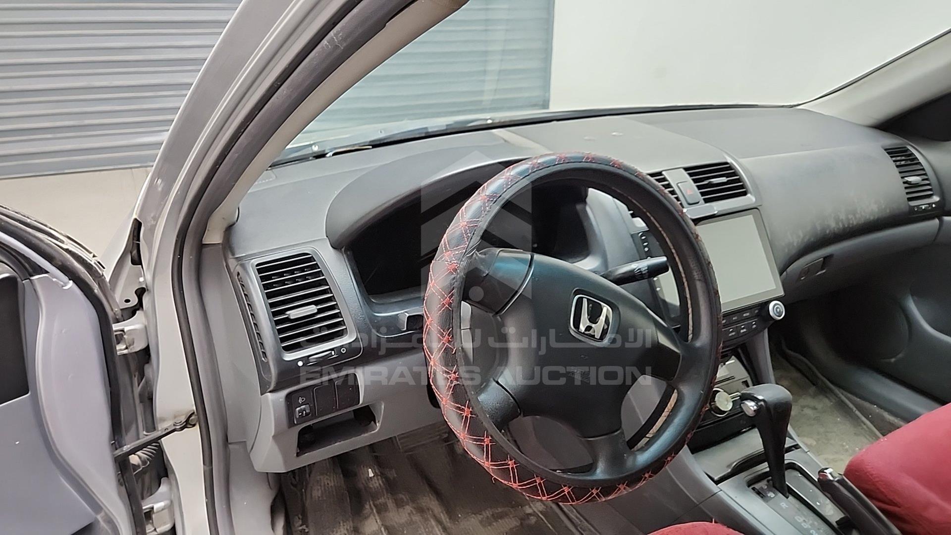 2004 HONDA ACCORD VIN: JHMCM56584C413076