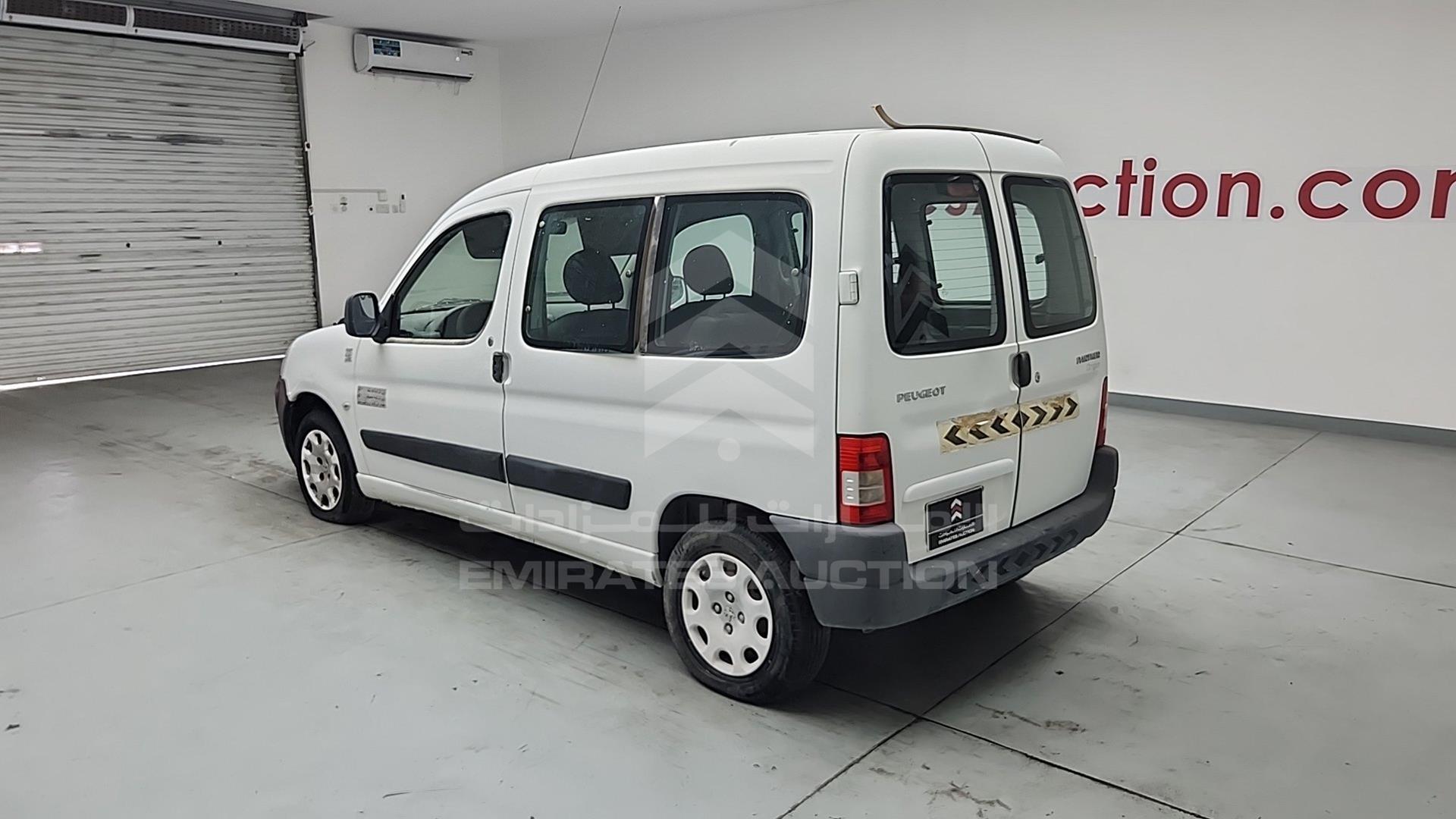 2013 PEUGEOT PARTNER VIN: VF3GJKFW7DX500775