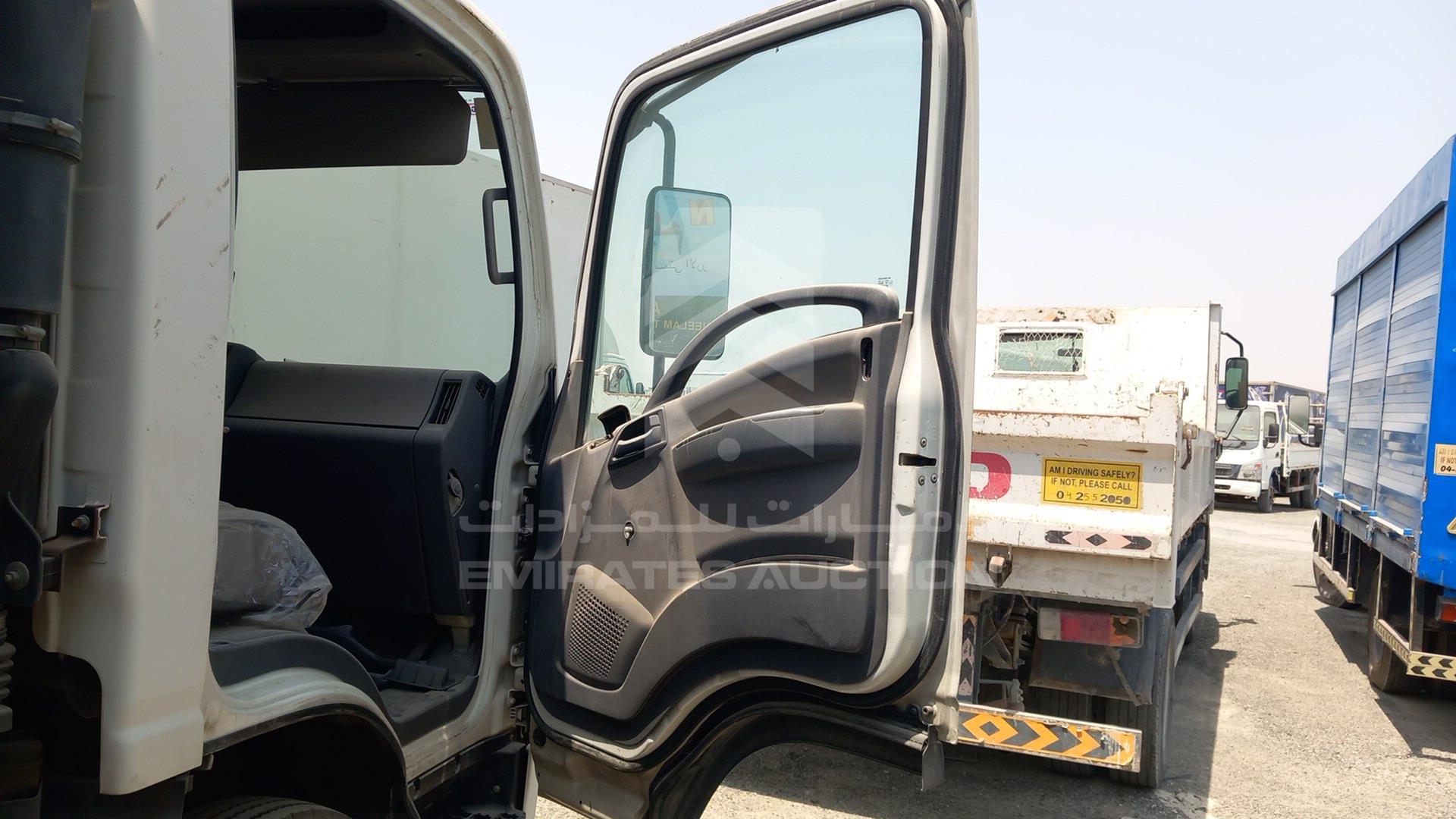2015 ISUZU REWARD NP VIN: JAMKP34H7F7P05877