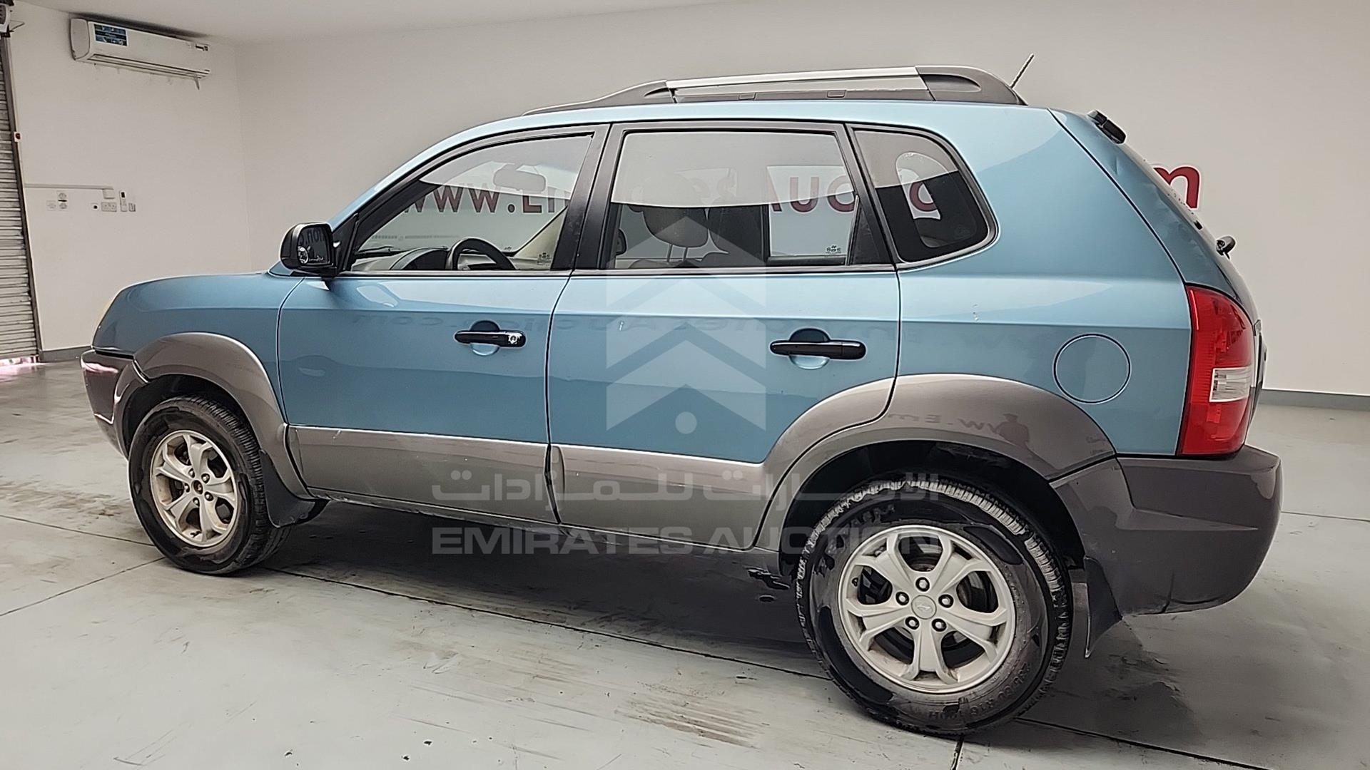 2009 HYUNDAI TUCSON VIN: KMHJM81BX9U992446