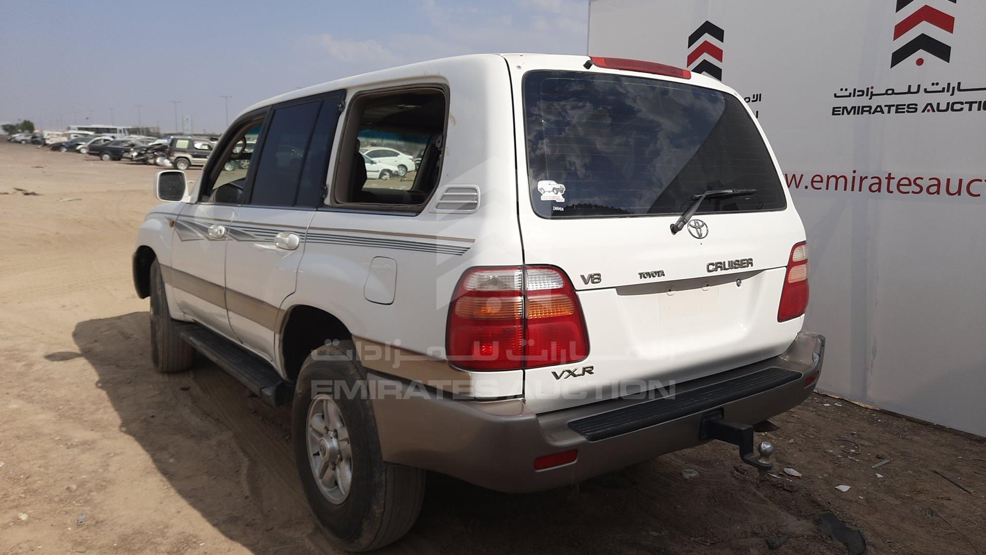 2002 TOYOTA LAND CRUISER VIN: JTEHT05J922027437