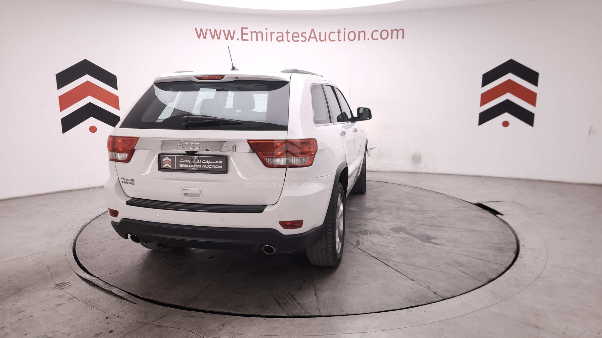 2013 JEEP GRAND CHEROKEE VIN: 1C4RJFBT6DC586576