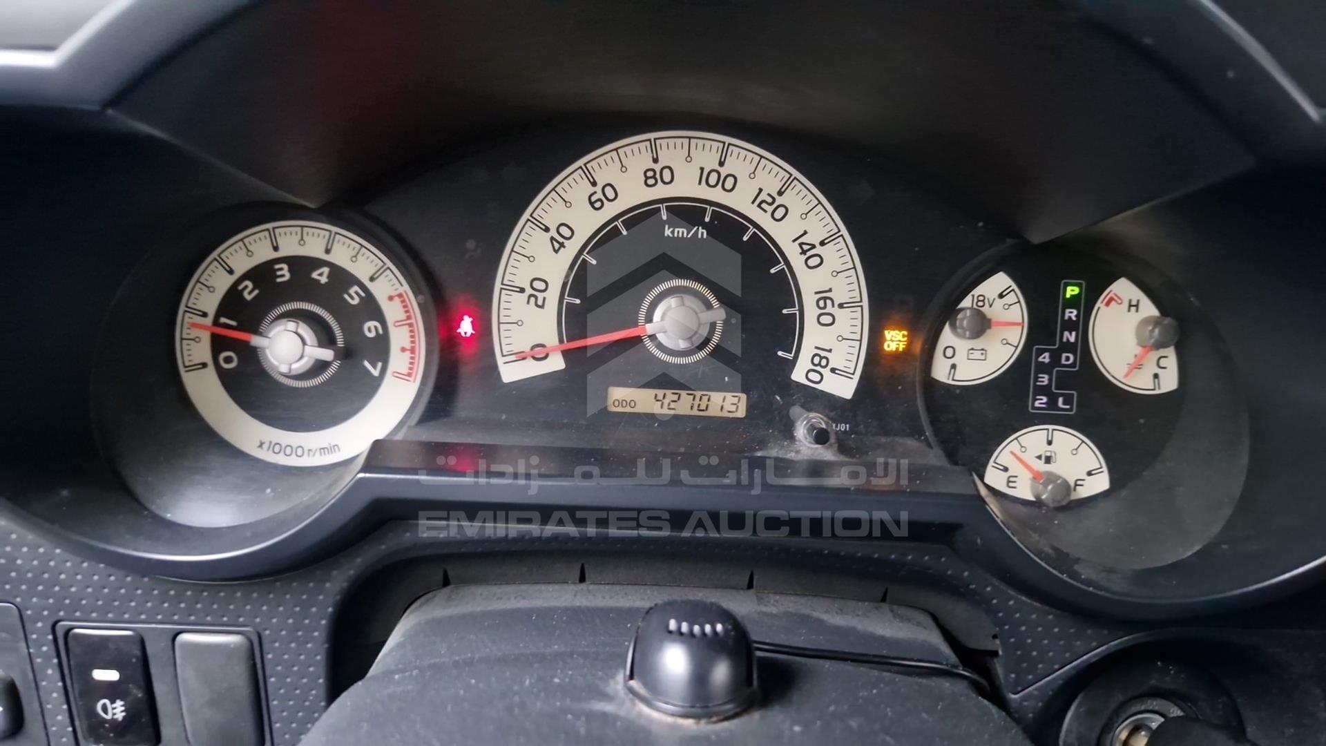 2008 TOYOTA FJ CRUISER VIN: JTEBU11F28K028254