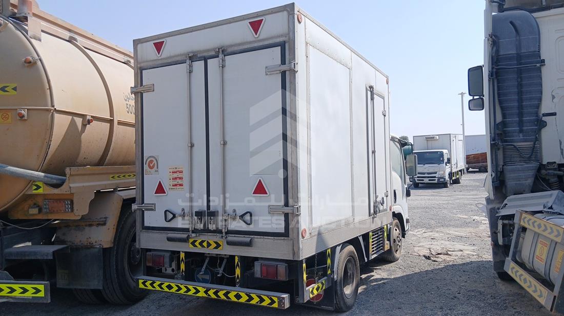 2014 Isuzu NMR — Rear Right Angle — Photo 8