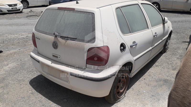 VIN: WVWZZZ6NZ1Y117292 Auction: EmiratesAuction Lot: 344058 WVWZZZ6NZ1Y117292 Volkswagen Polo 2001 WHITE Photo 7