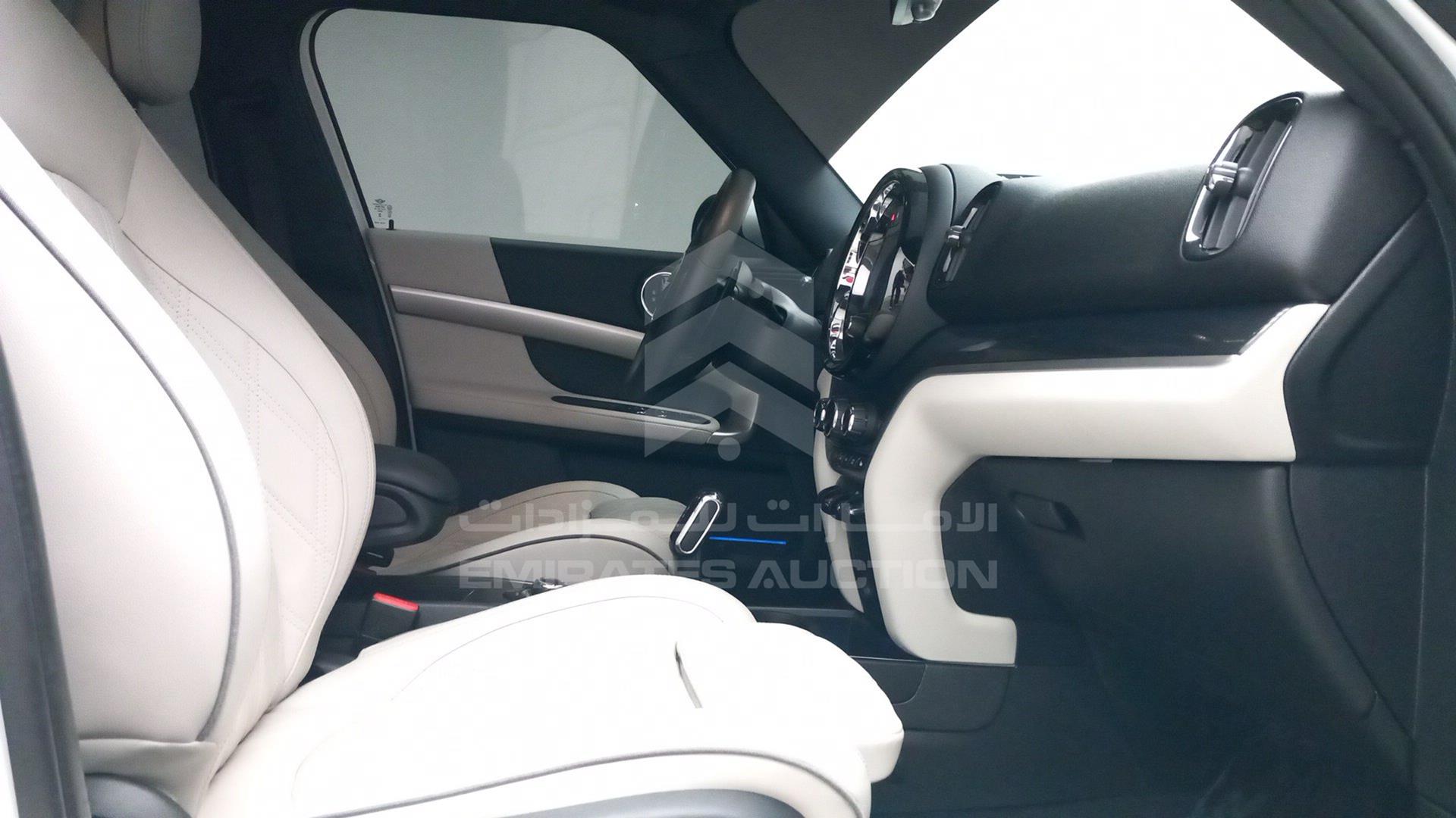 2023 MINI COOPER S VIN: WMZ53BR05P3R27645