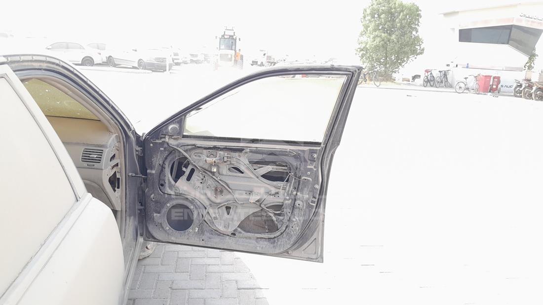 2006 Kia Optima — Front Right Door — Photo 25
