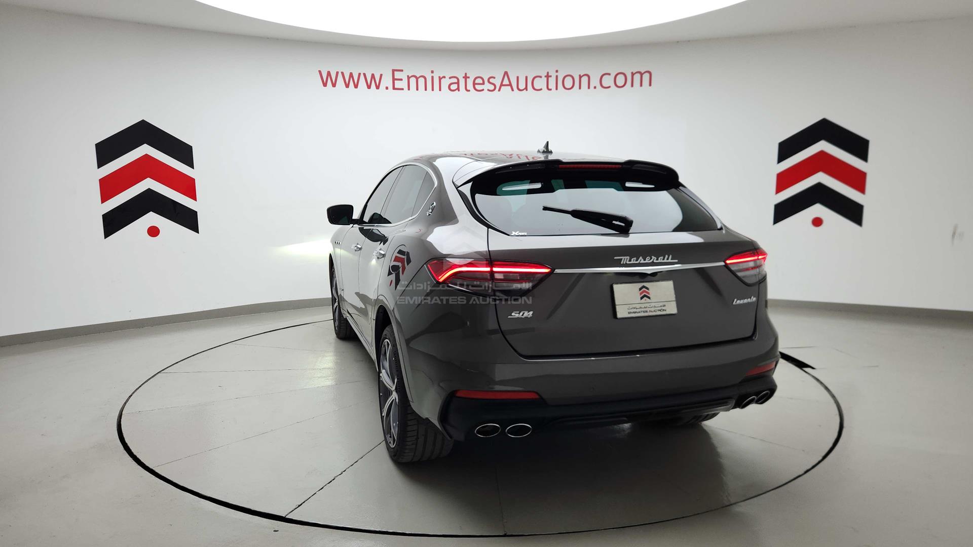 2021 MASERATI LEVANTE VIN: ZN661YUS2MX378091