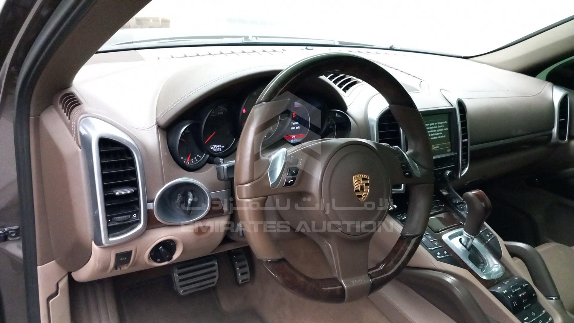 2012 PORSCHE CAYENNE VIN: WP1ZZZ92ZCLA47106