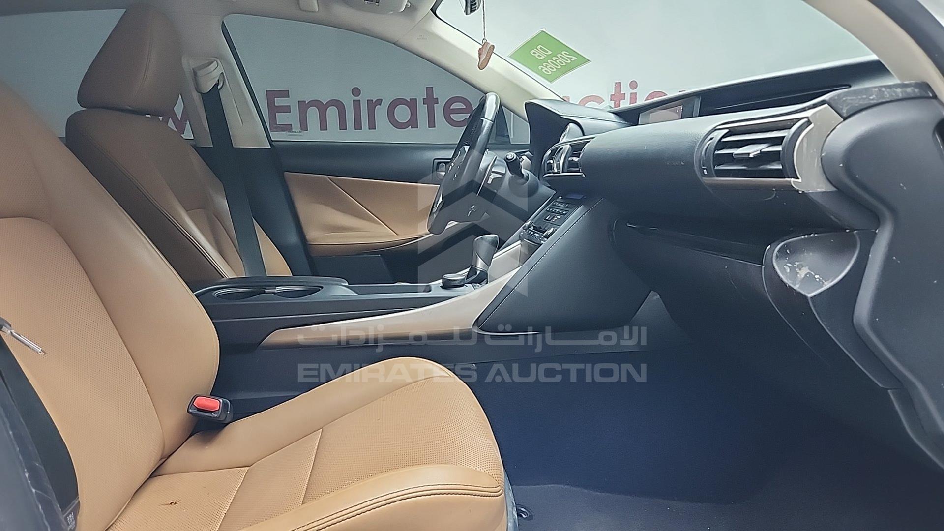 2018 LEXUS IS300 VIN: JTHC81D24J5029642