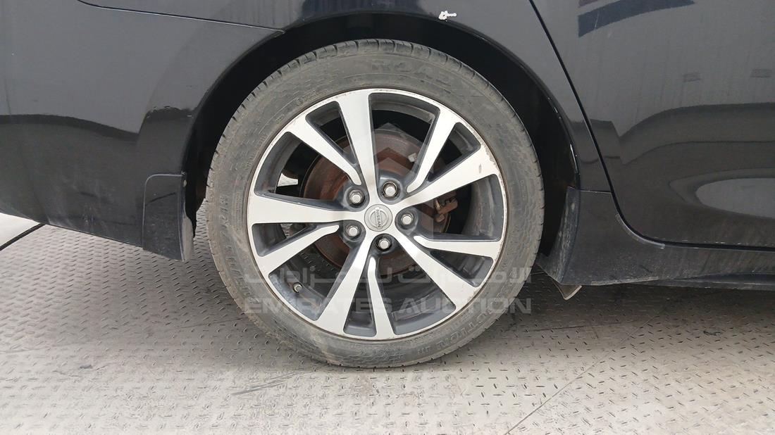 2016 Nissan Maxima — Rear Right Tyre — Photo 45