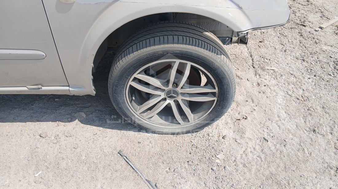 2015 Mercedes Vito — Front Right Tyre — Photo 25