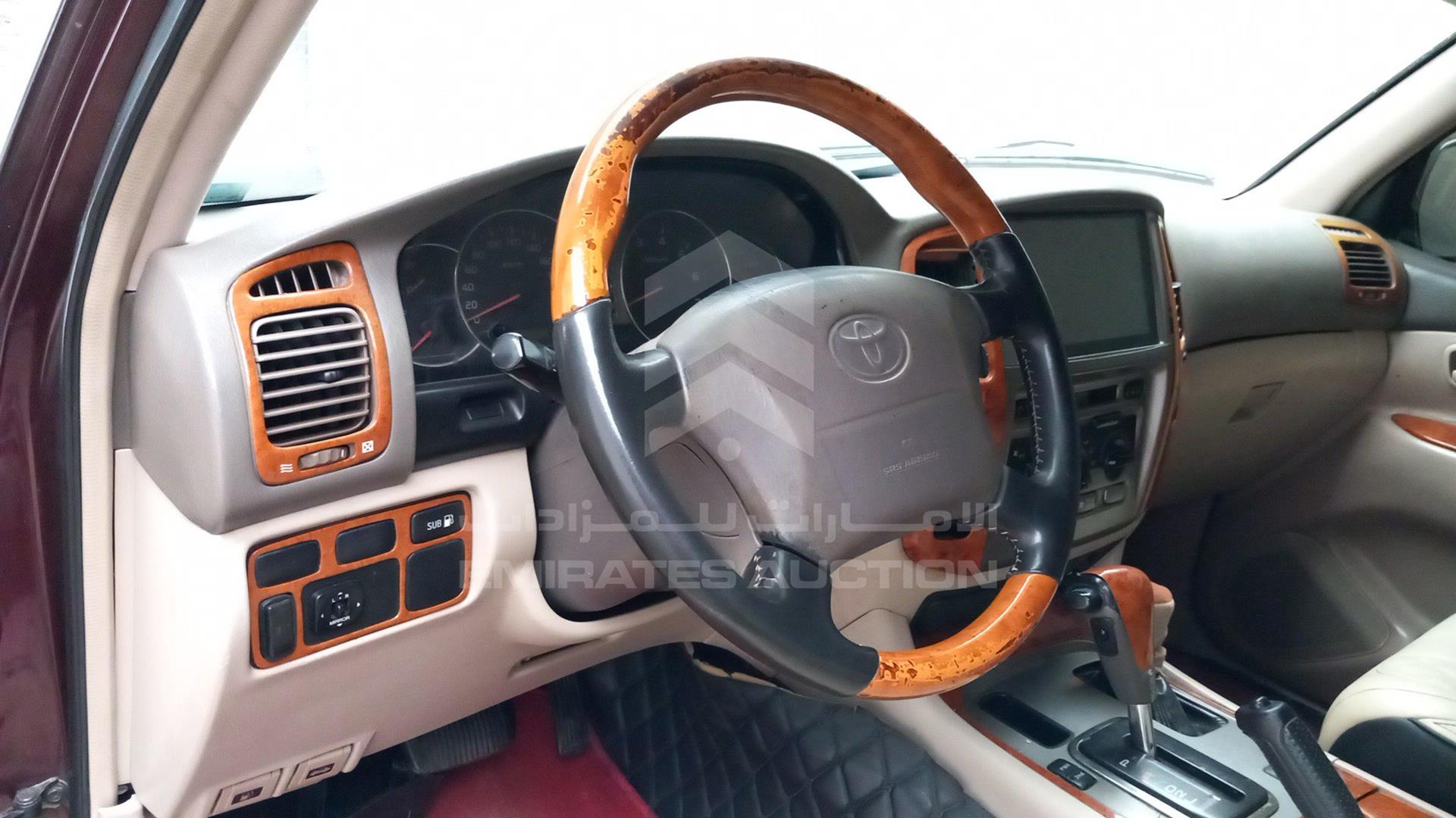 2002 TOYOTA LAND CRUISER VIN: JTEHJ09J225041002