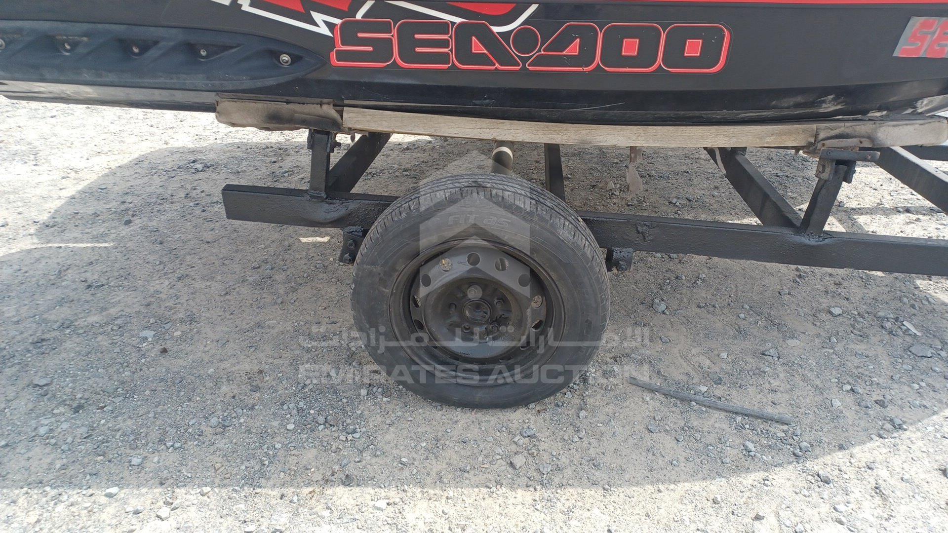 0 JET SKI + TROLLEY YAMAHA VIN: USYAMA3042L809
