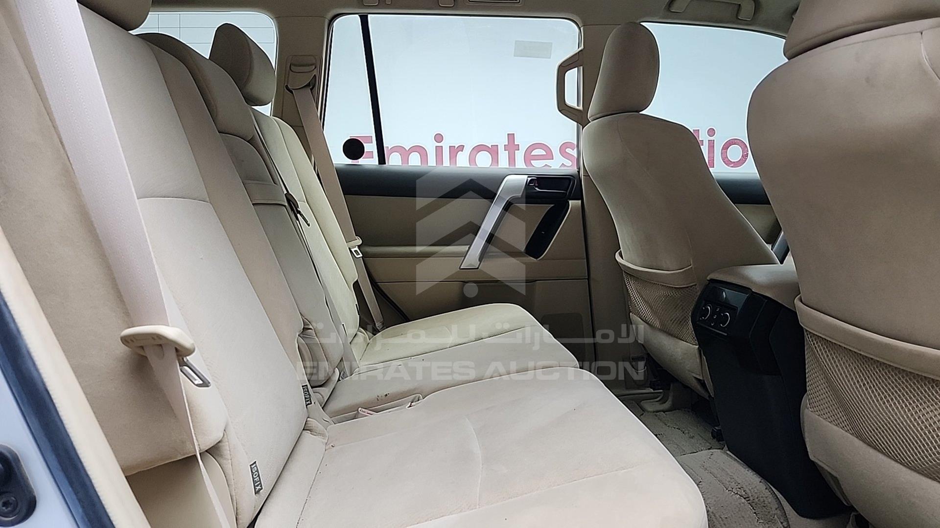2015 TOYOTA PRADO VIN: JTEJU9FJ2FK089351