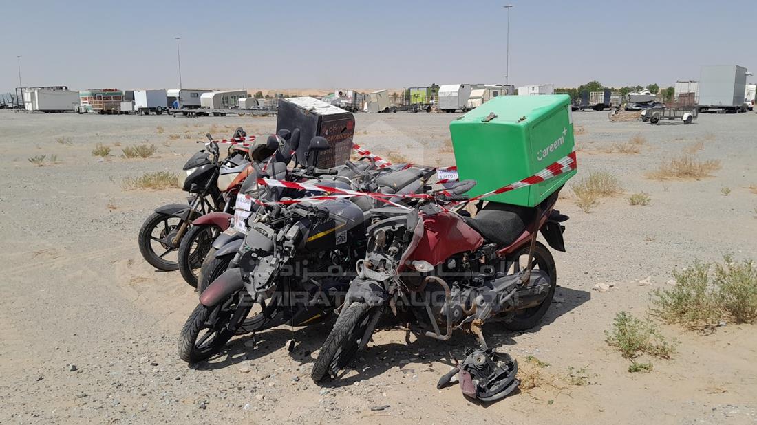 6 Motorbikes — Front Left Angle — Photo 9