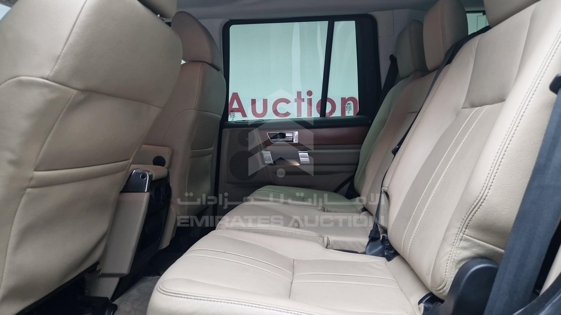 2015 LAND ROVER LR4 VIN: SALLAAAV6FA740368